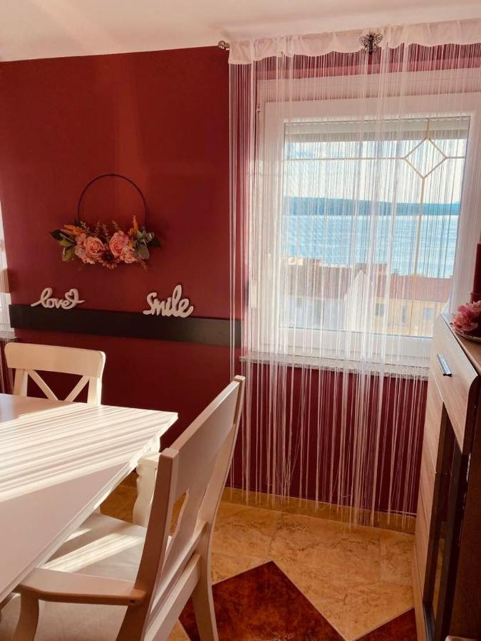 Apartman Silvija Crikvenica Bagian luar foto