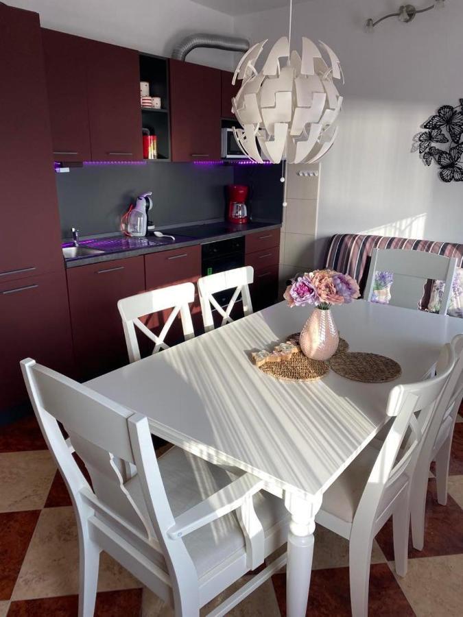 Apartman Silvija Crikvenica Bagian luar foto