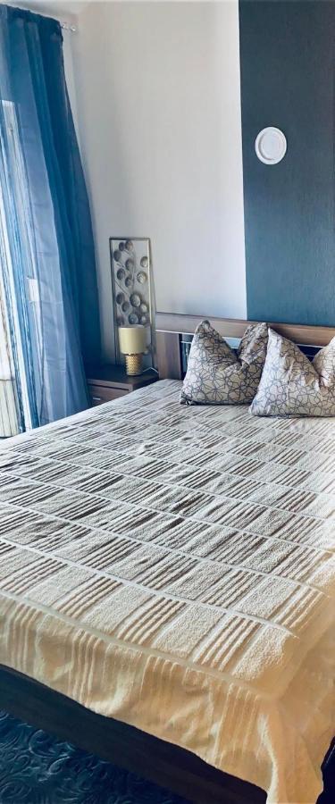 Apartman Silvija Crikvenica Bagian luar foto