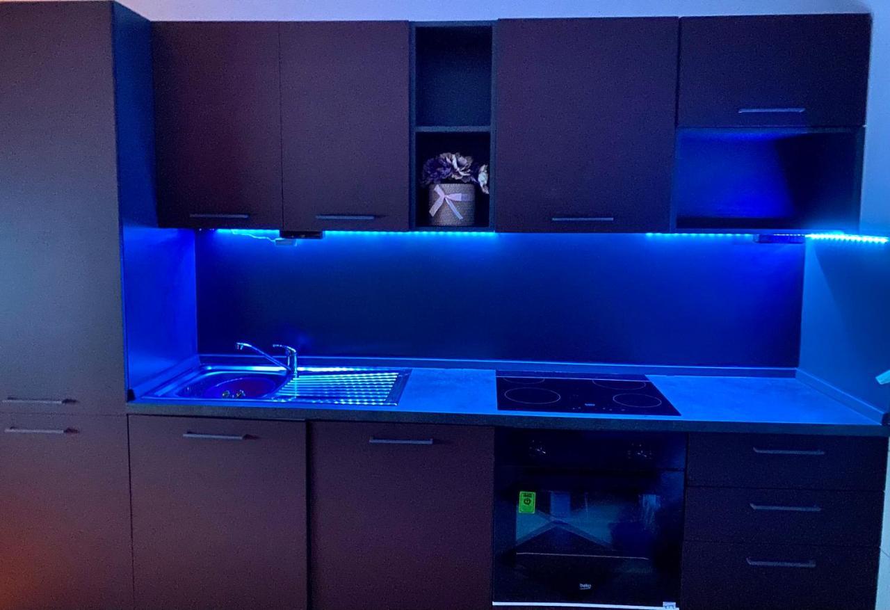Apartman Silvija Crikvenica Bagian luar foto